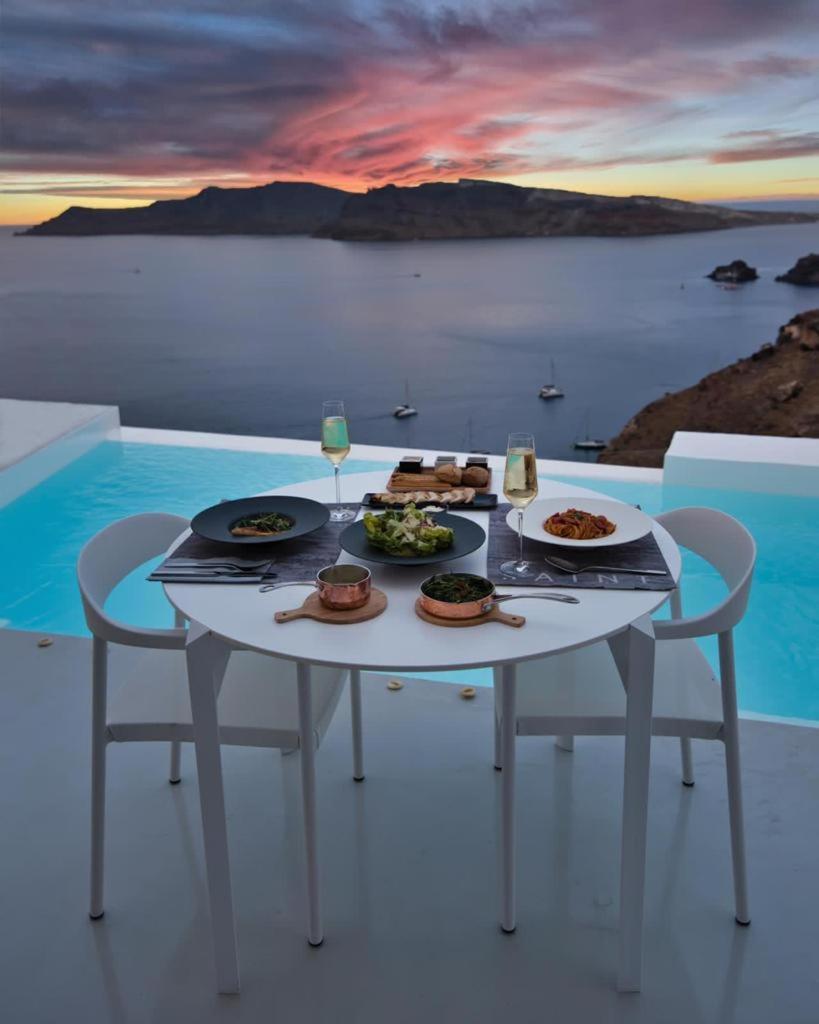 The Saint Hotel Oia  Esterno foto